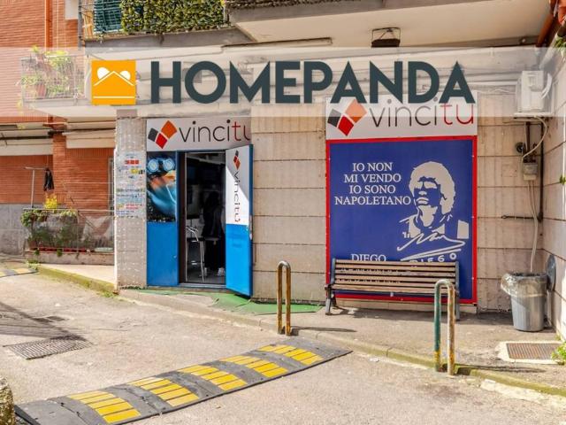 Locale Commerciale in vendita a Municipalità 7, Campania