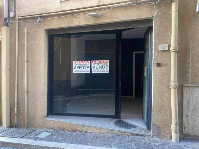 Locale Commerciale in vendita a Naro, Sicilia