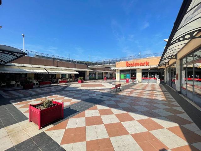 Locale Commerciale in vendita a Comunità montana della valle Trompia, Nave