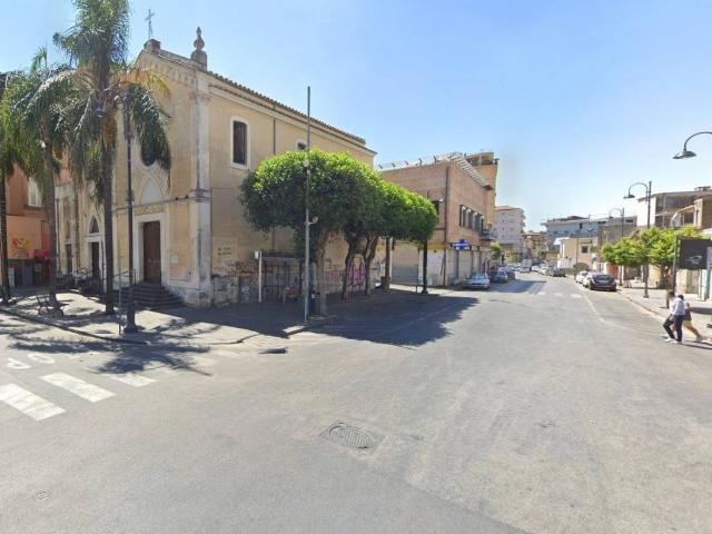 Locale Commerciale in vendita a Sant'Anna, Nocera Inferiore