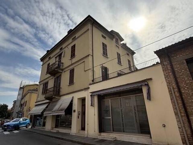 Locale Commerciale in vendita a Noceto, Reggio Emilia