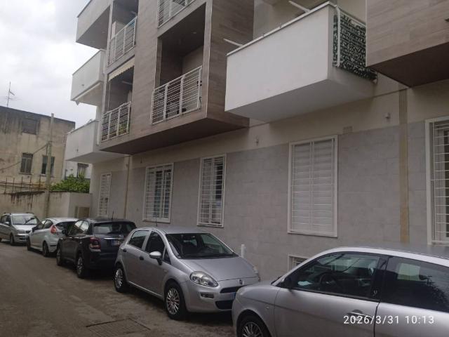 Locale Commerciale in vendita a Nola, Campania