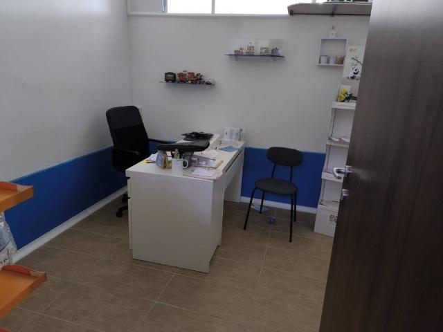 Locale Commerciale in vendita a Nola, Campania