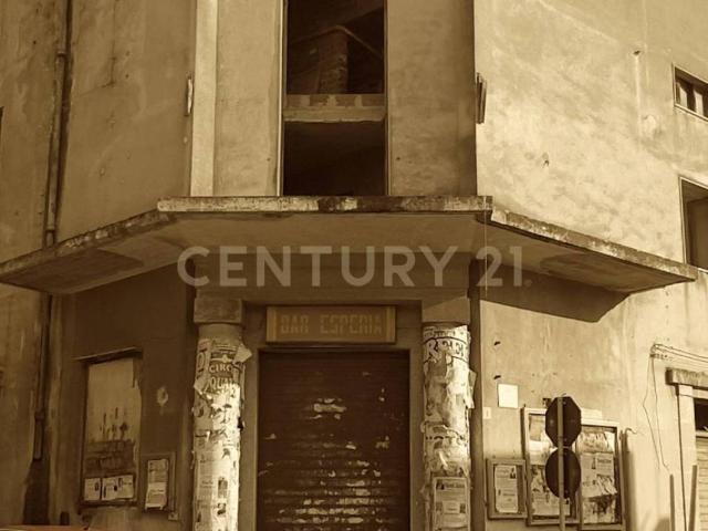 Locale Commerciale in vendita a Piano Alto, Noto