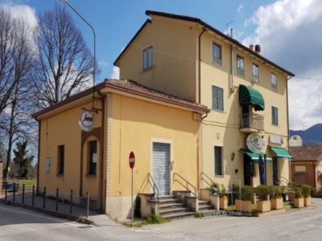 Locale Commerciale in vendita a Unione di comuni Valmarecchia, Novafeltria