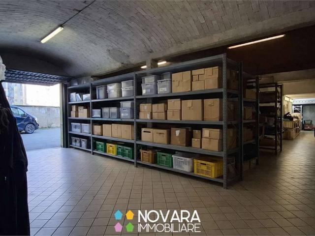 Locale Commerciale in vendita a Piemonte, Novara