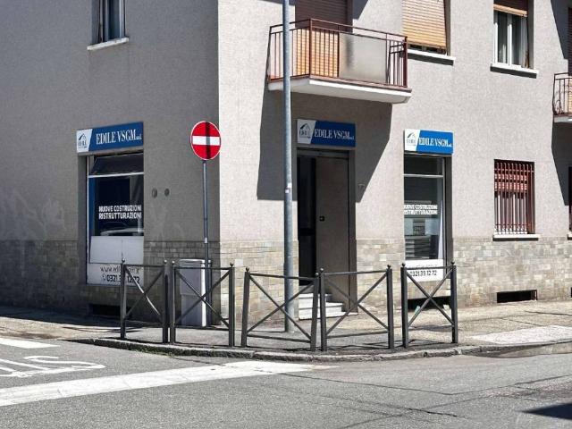 Locale Commerciale in vendita a Santa Rita, Piemonte