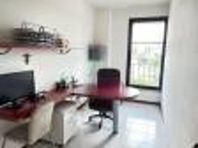 Locale Commerciale in vendita a Noventana, Noventa Padovana