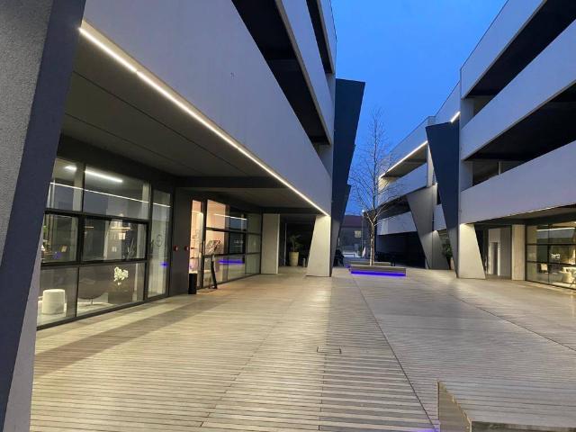 Locale Commerciale in vendita a Noventana, Noventa Padovana