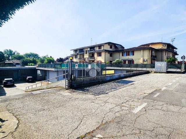 Locale Commerciale in vendita a Offlaga, Lombardia