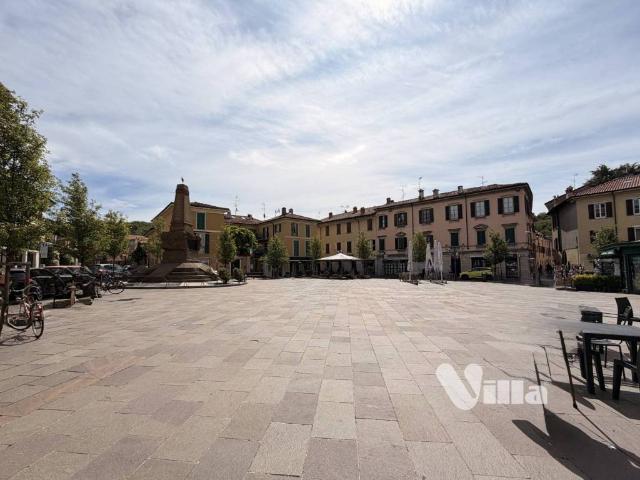 Locale Commerciale in vendita a Molera, Oggiono