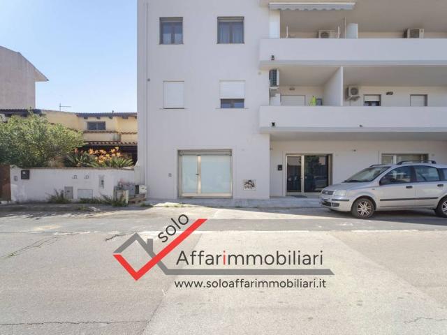 Locale Commerciale in vendita a San Pantaleo, Sardigna/Sardegna