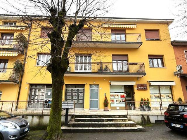 Locale Commerciale in vendita a Olgiate Molgora, Lombardia