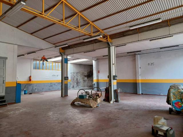 Locale Commerciale in vendita a Piemonte, Verbano-cusio-ossola