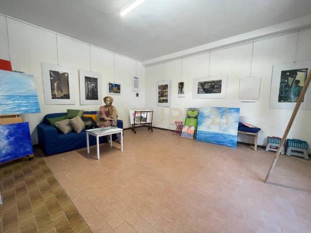 Locale Commerciale in vendita a Orbetello, Toscana
