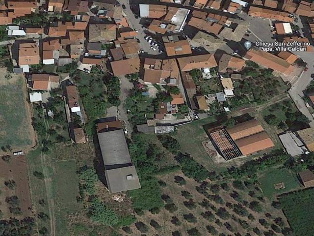 Locale Commerciale in vendita a Ortona, Abruzzo