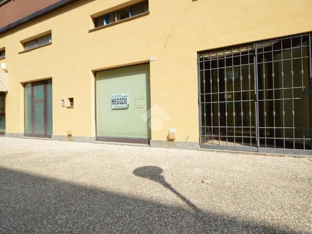 Locale Commerciale in vendita a Orvieto, Umbria