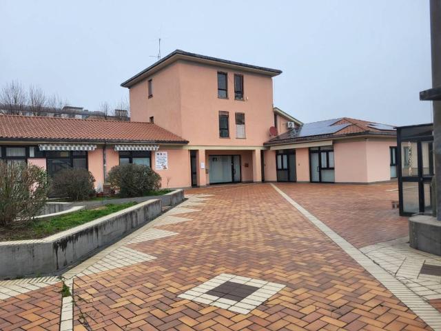 Locale Commerciale in vendita a Orvieto, Umbria