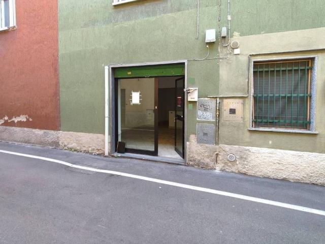 Locale Commerciale in vendita a Osio Sotto, Lombardia