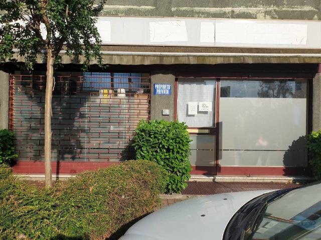 Locale Commerciale in vendita a Osnago, Lombardia