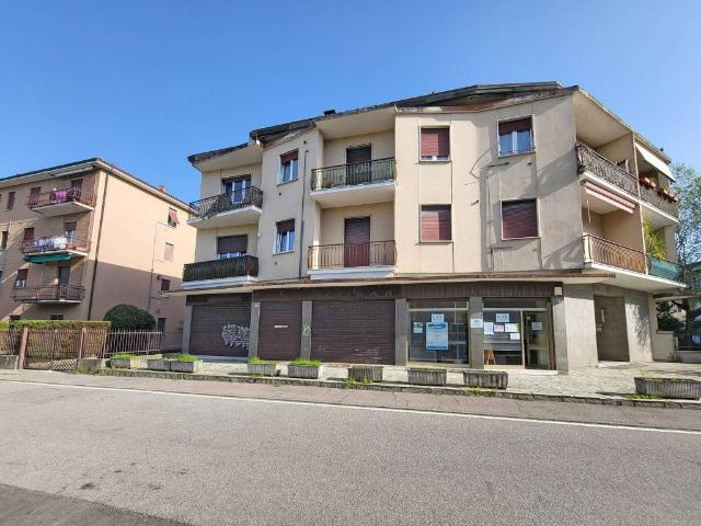 Locale Commerciale in vendita a Osnago, Lombardia