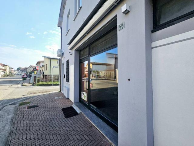 Locale Commerciale in vendita a Tresto, Ospedaletto Euganeo