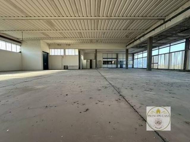 Locale Commerciale in vendita a Tresto, Ospedaletto Euganeo