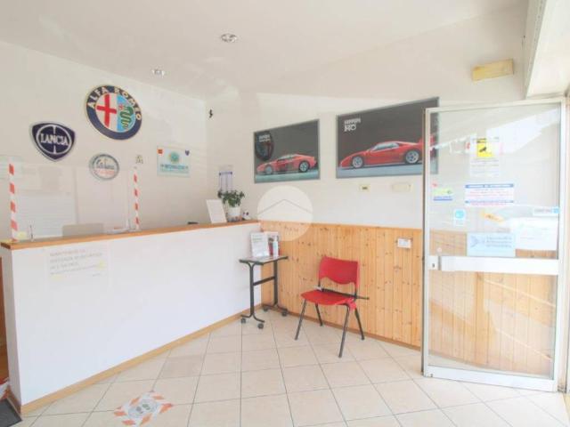 Locale Commerciale in vendita a Ospitaletto, Lombardia