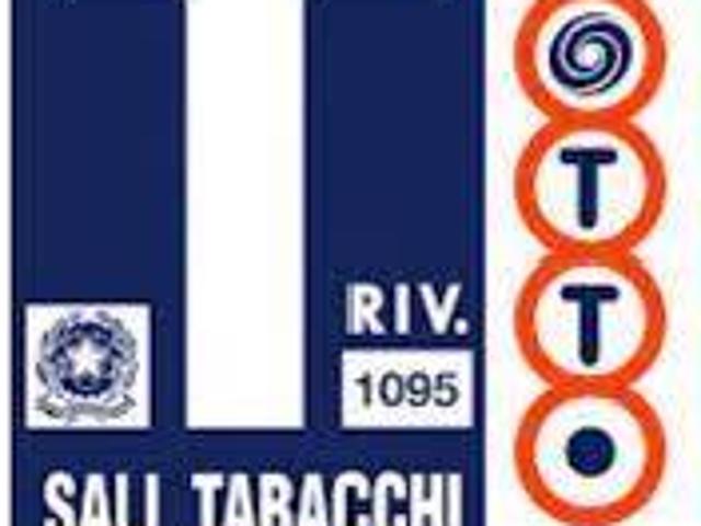 Locale Commerciale in vendita a Puglia, Brindisi