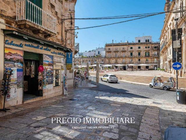 Locale Commerciale in vendita a Ostuni