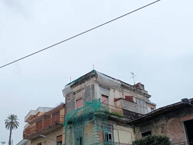 Locale Commerciale in vendita a Ottaviano, Campania