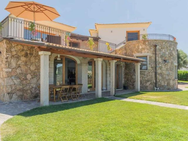 Villa Indipendente in vendita a Ozieri, Sardigna/Sardegna