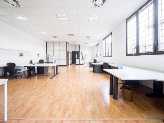 Locale Commerciale in vendita a Ozzano dell'Emilia, Bologna