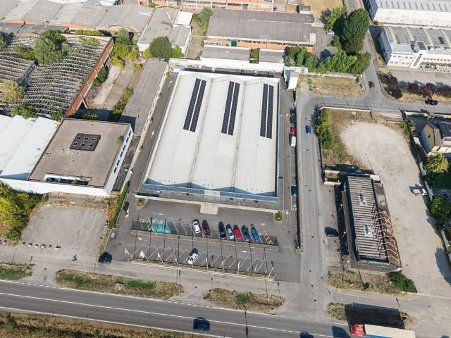 Locale Commerciale in vendita a Soria Vecchia, Ozzero