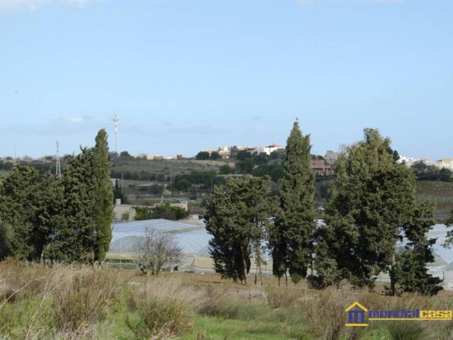 Locale Commerciale in vendita a Pachino, Sicilia