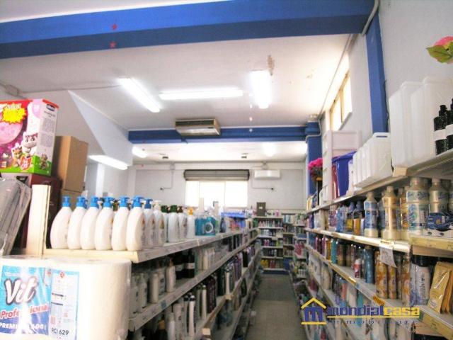 Locale Commerciale in vendita a Pachino, Sicilia