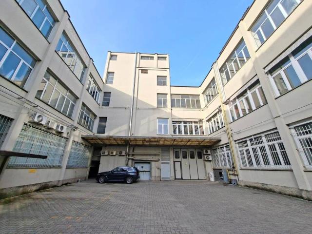Locale Commerciale in vendita a Zona Omogenea Milano Nord, Paderno Dugnano