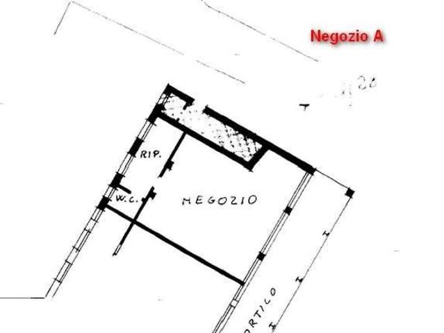 Locale Commerciale in vendita a Padova, Veneto