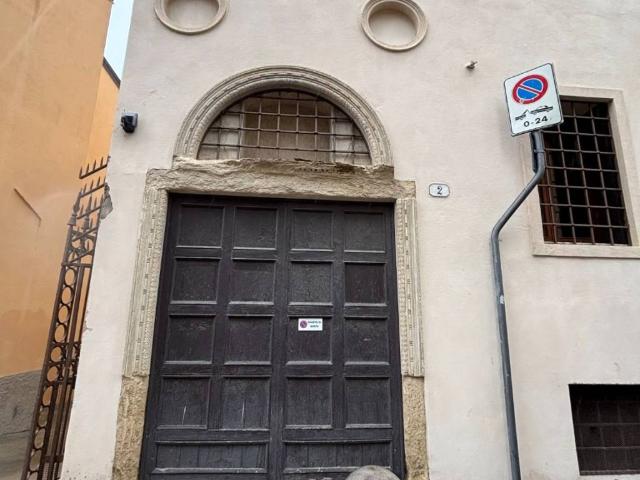 Locale Commerciale in vendita a San Giuseppe, Padova
