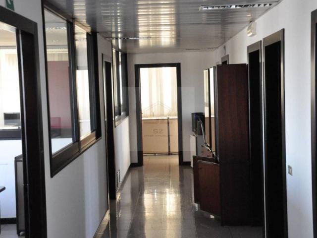 Locale Commerciale in vendita a Camin, Padova