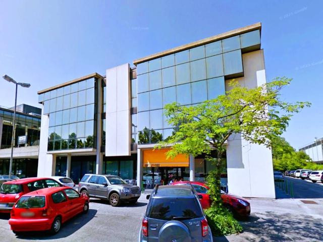 Locale Commerciale in vendita a Padova