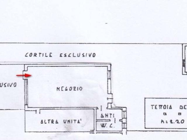 Locale Commerciale in vendita a Padova