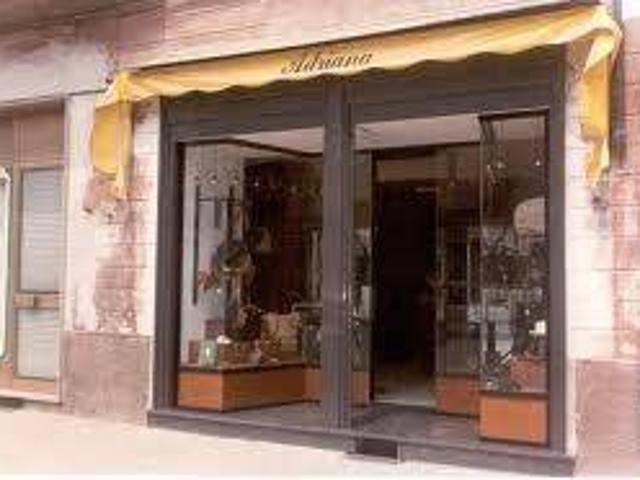 Locale Commerciale in vendita a San Giuseppe, Padova