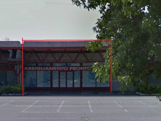 Locale Commerciale in vendita a Camin, Padova