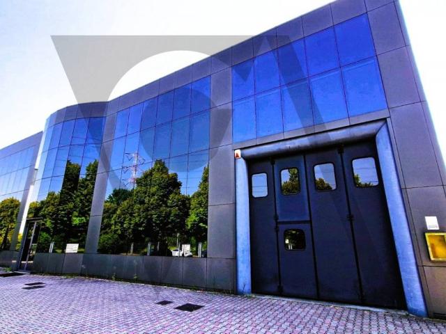 Locale Commerciale in vendita a Granze di Camin, Padova