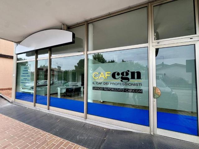 Locale Commerciale in vendita a Sovernigo, Paese