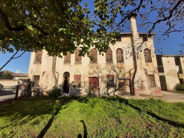 Palazzo in vendita a Sovernigo, Paese