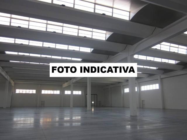 Locale Commerciale in vendita a Paese, Veneto