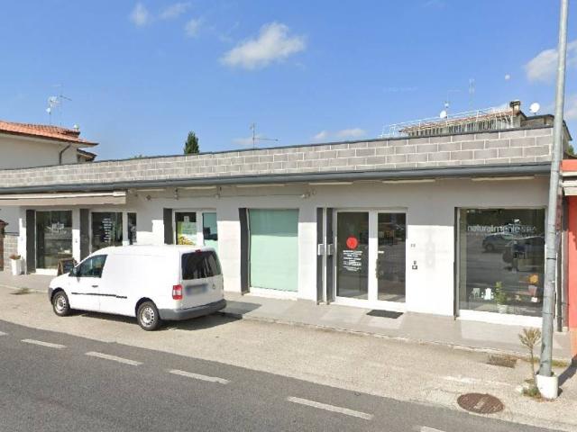Locale Commerciale in vendita a Palazzolo Dello Stella, Friuli-Venezia Giulia