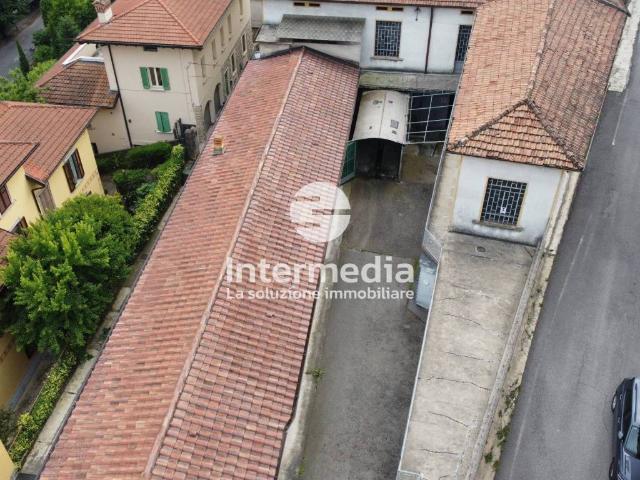 Locale Commerciale in vendita a Mura, Palazzolo Sull'oglio
